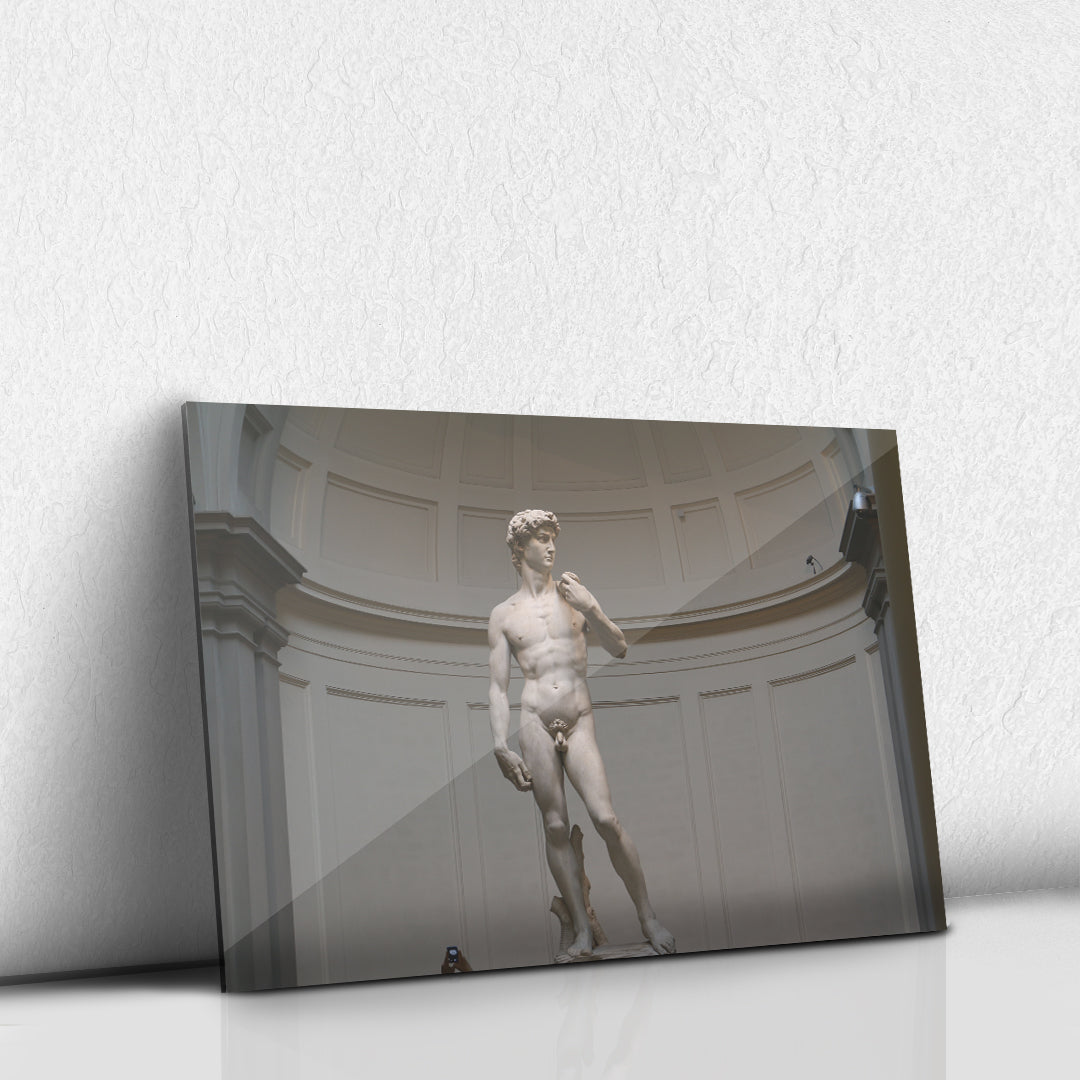 Estatua hombre desnudo de Marshall Jones